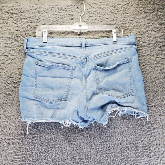 Old Navy Shorts Womens Size 12 Light Blue Mid-Rise Boyfriend Distressed Jorts - Picture 11 of 12